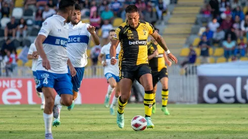 El Búfalo Parraguez empapeló al árbitro Saravia tras la victoria de Coquimbo.