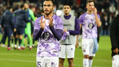 Suazo jugó en la derrota frente al PSG