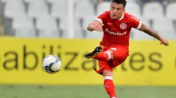 En Brasil se pelean a Charles Aránguiz