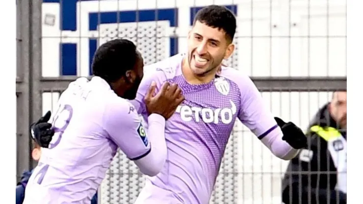 El chileno marcó el 1-0 parcial de su equipo en Francia