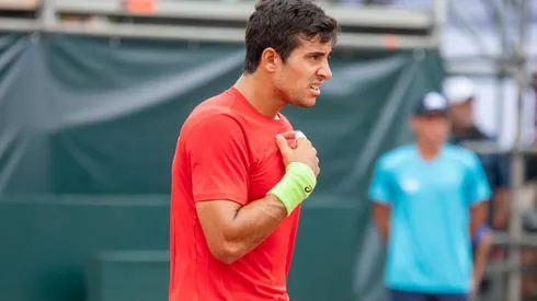 Gago logró ganar un punto clave para Chile en la llave de Copa Davis ante Kazajistán.