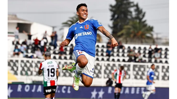 Universidad de Chile cruza la muralla para enfrentar a Palestino en La Cisterna.