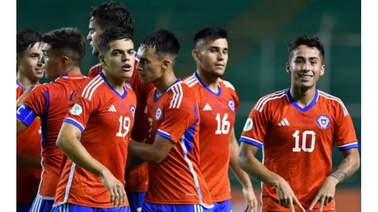 Histórico de La Roja lanza duro palo a las nuevas promesas del fútbol chileno.