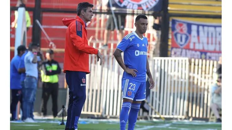 Mauricio Pellegrino entrenará el sábado con su once estelar para el duelo ante Palestino.