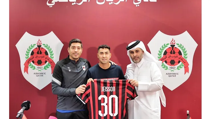 Jeisson Vargas es presentado en Al Rayyan y dice que seguía al equipo por Nicolás Cordova
