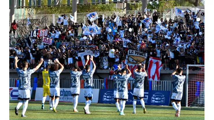 Conoce la posible camiseta de Colo Colo 2023.