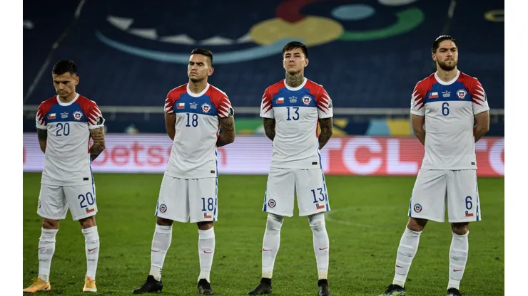 Eduardo Berizzo pierde otra alternativa en la defensa de Chile