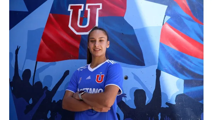 La U femenina suma goles y se refuerza con ex atacante de Fernández Vial, Franchesca Caniguán