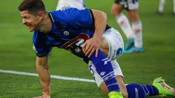 Martínez confirmó sondeo de equipo grande de Santiago.