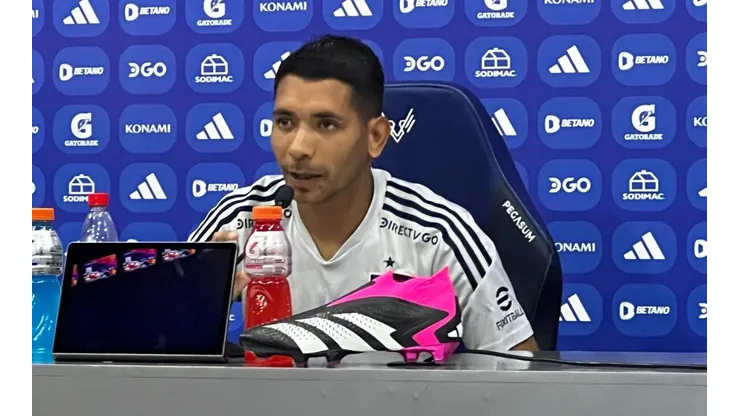 Cristián Palacios es apuntado para seguir como titular en la U.