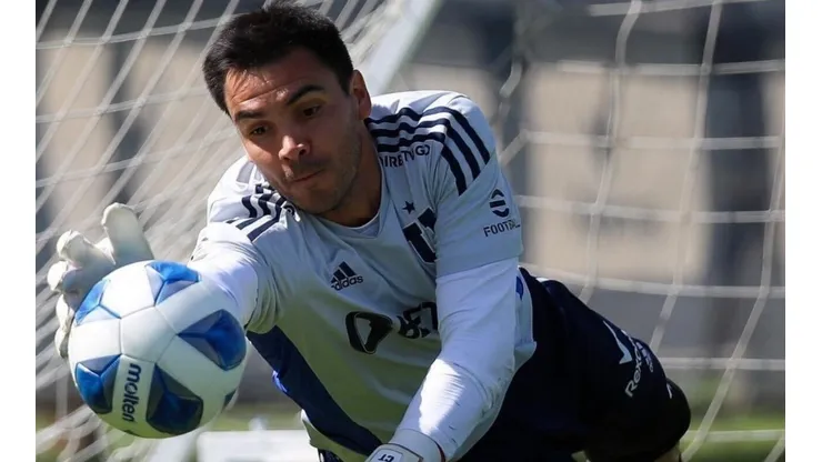 Los primeros días de Toselli con el sueño de la camiseta de la U