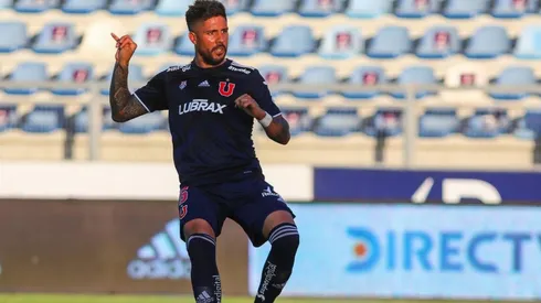 Según Hevia, Arias es opción en los albos.