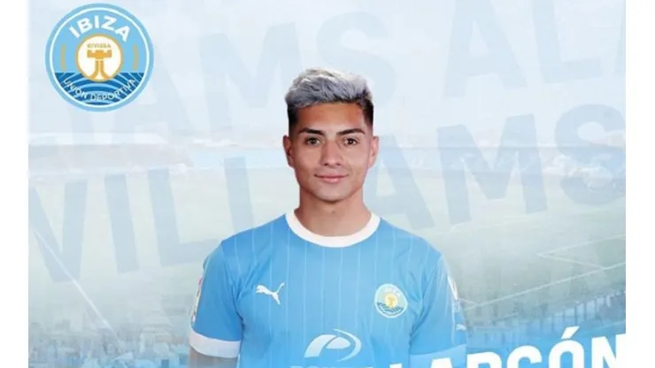 Alarcón fue presentado oficialmente en el Ibiza de La Liga Smartbank.