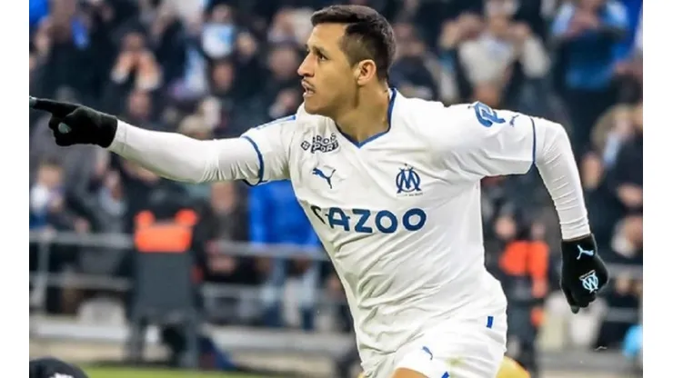 Alexis viene de convertir un gol en la Ligue 1.