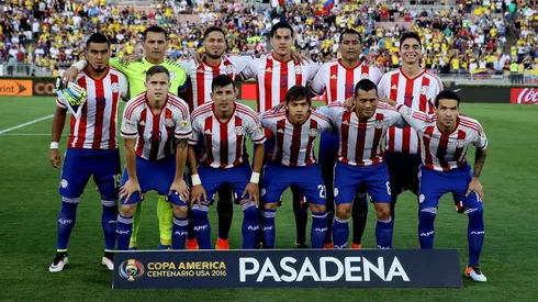 El nuevo crack de Colo Colo, Darío Lezcano, sintió ira con su DT y renunció a la Selección.
