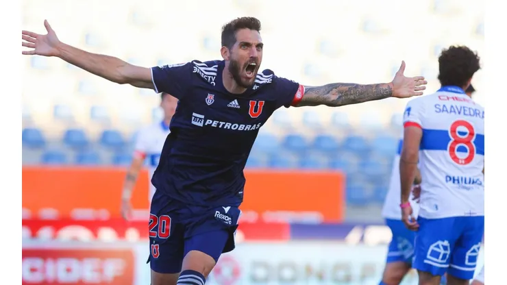 Joaquín Larrivey podría retornar al fútbol chileno