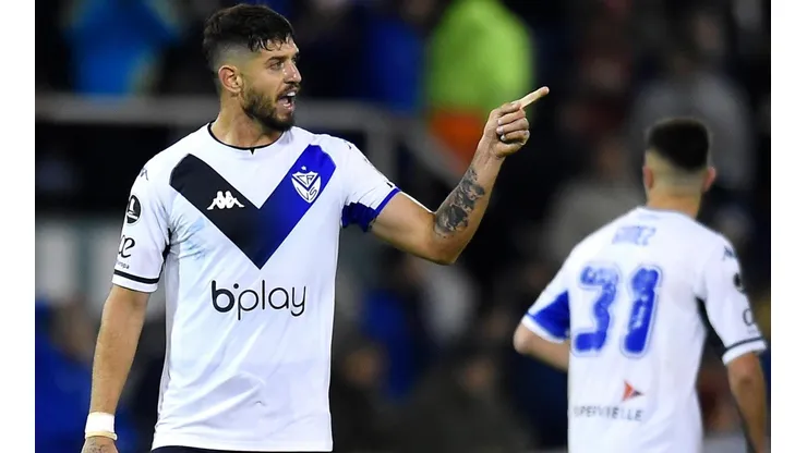 Matías De Los Santos de Vélez aparece como opción en el Cacique.
