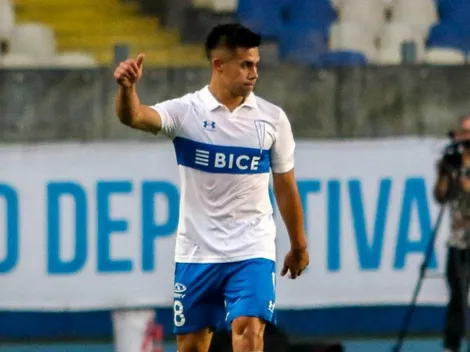 Alexander Aravena es pura felicidad tras marcar su primer gol con la UC