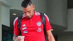 El colombiano jugará en Argentina tras estar en carpeta de la UC