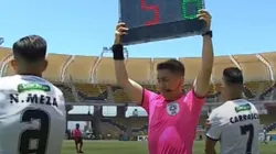 ¡Chilean Premier League! Jugador de Palestino ingresa a la cancha con el número al revés en su camiseta