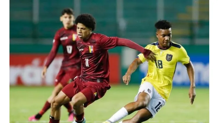 Venezuela derrotó a Ecuador y el Grupo B quedó al rojo vivo.