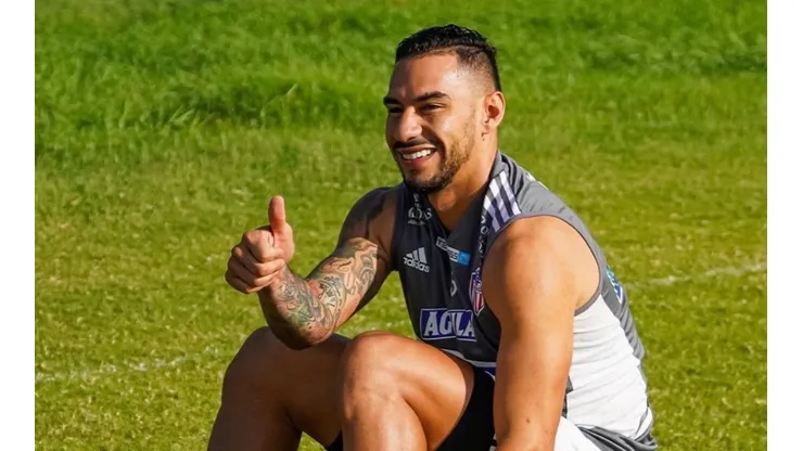 El volante colombiano le presentaron una oferta desde Argentina