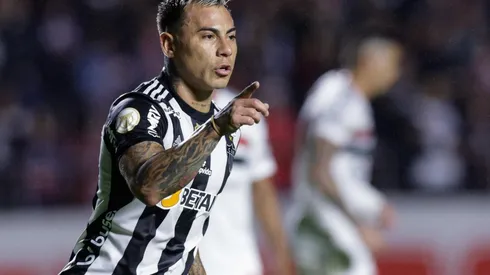 Eduardo Vargas vuelve anotar en un partido amistoso del Atlético Mineiro