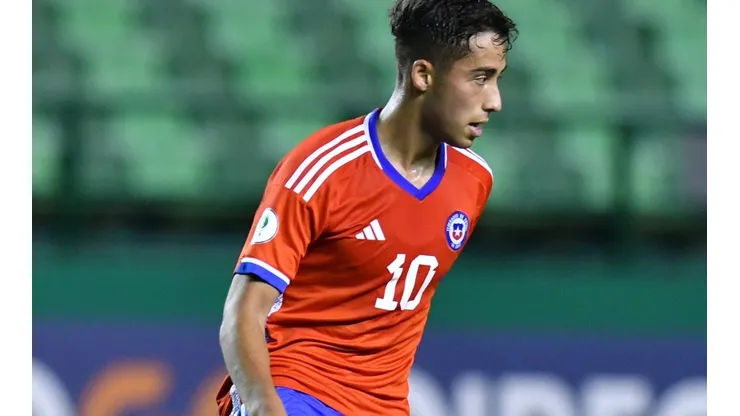 Lucas Assadi se viste de héroe en la Selección Chilena y replica lo de la U.