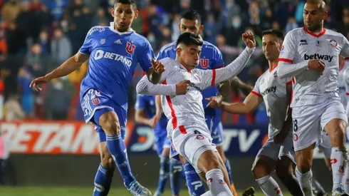 Para Goldberg, Poblete estará más preocupado de la marca en la U.