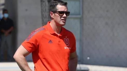 Michael Clark no aprueba el estreno de la U y se abre a traer más jugadores