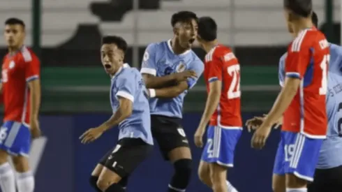 Uruguay no tuvo piedad con La Roja en Colombia.