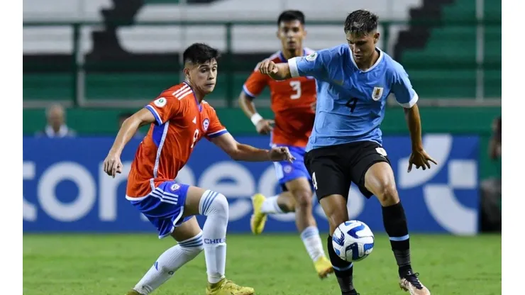 Chile no pudo con Uruguay y cayó goleado por la Fecha 2 del Grupo B