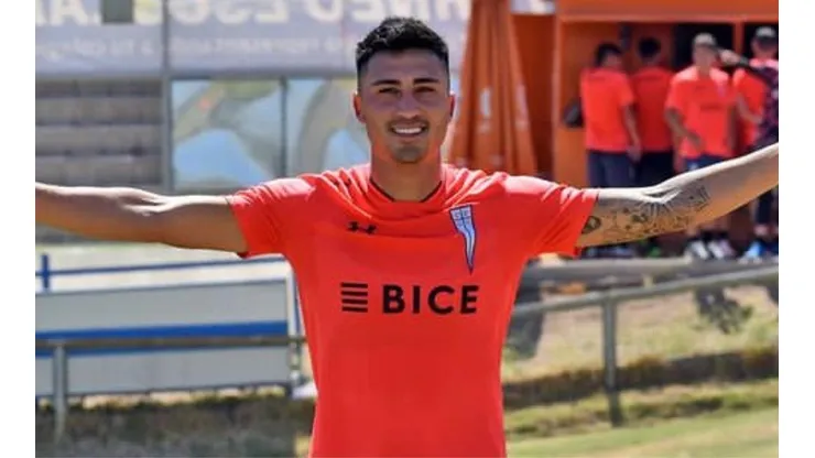 Byron Nieto es pura felicidad en su llegada a la UC