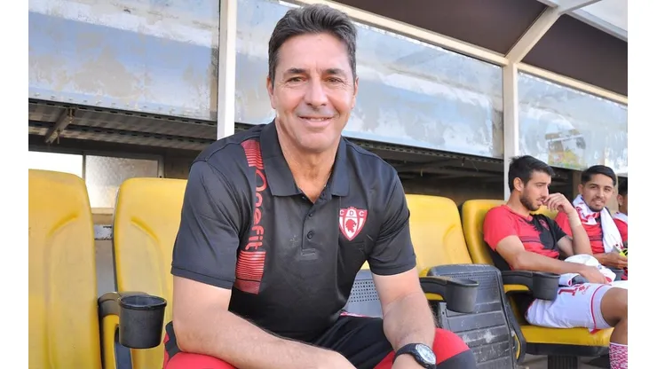 Héctor Almandoz asegura que Copiapó no está bien.