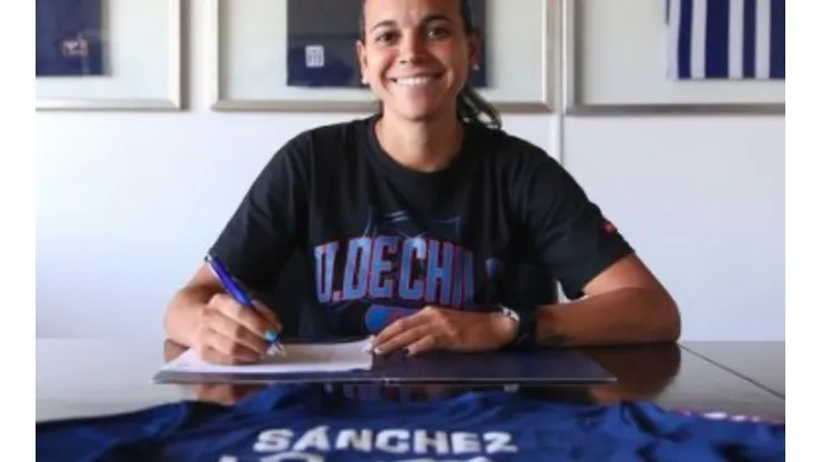La Chama no vende humo y es leal a la U: Venezolana firma su primer contrato profesional con Las Leonas