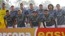 Gustavo Quinteros ha tenido que mover la pizarra en Colo Colo.