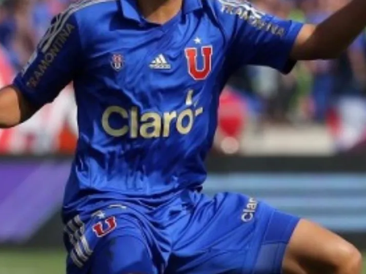 Un ex U explica por qué no brilló: "Sentí esa presión de que me comparen con Aránguiz"