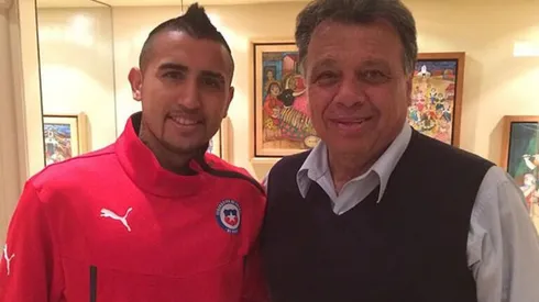 Elías Figueroa no se anda con chicas y apunta a Arturo Vidal: "Los deportistas destacados deben ser un ejemplo para la sociedad"