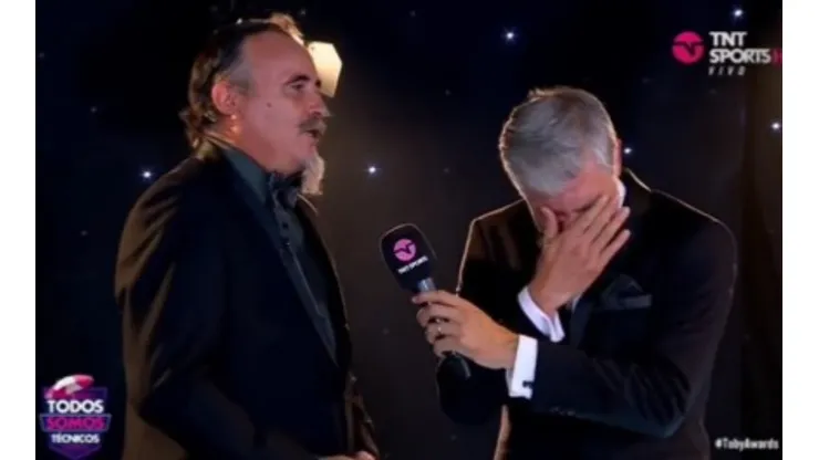 ¡Como que... na' que ver! Manuel De Tezanos comete un impresentable error con El Flaco