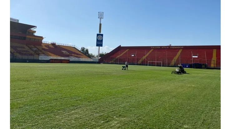 Así luce actualmente la cancha de Santa Laura, con los arcos puestos.