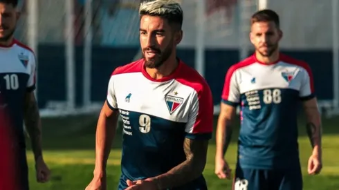 El DT del cuadro brasileño habló sobre el delantero