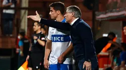 Montes mira de reojo una posible partida de la UC.