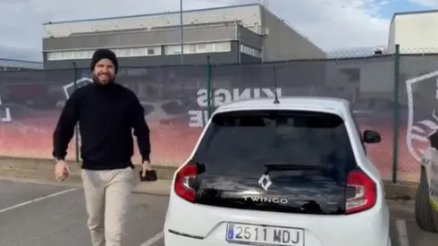 Gerard Piqué ni ahí con los dardos de Shakira y llega en un Twingo para vivir la Kings League