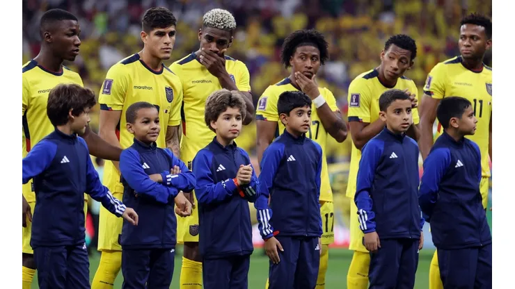 Selección de Ecuador es castigada por la FIFA tras cánticos contra Chile