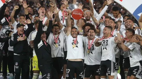 La "marca de las tres bandas" hizo noticia entre los hinchas de Colo Colo.