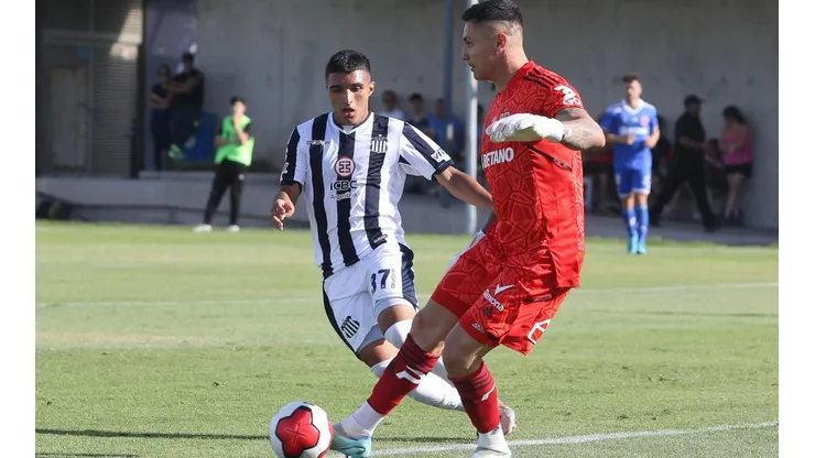 Cristóbal Campos retomó su puesto de titular en Universidad de Chile.