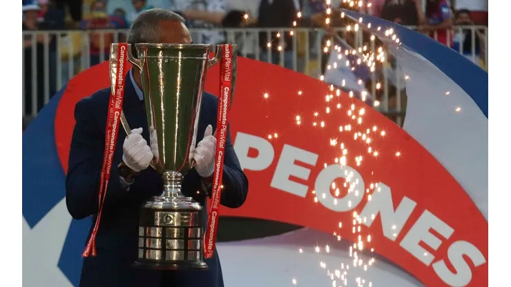 Los clubes del fútbol chileno buscan a los últimos jugadores para el 2023.