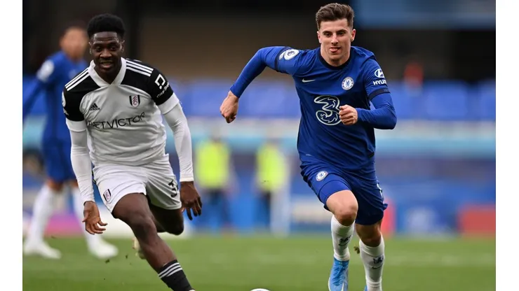 Chelsea se enfrenta al Fulham por una fecha pendiente de la Premier League.