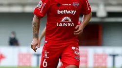 Por ahora, es más cercana la renovación con Ñublense en Chillán.