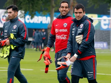 Claudio Bravo felicita a Toselli por llegar a Universidad de Chile